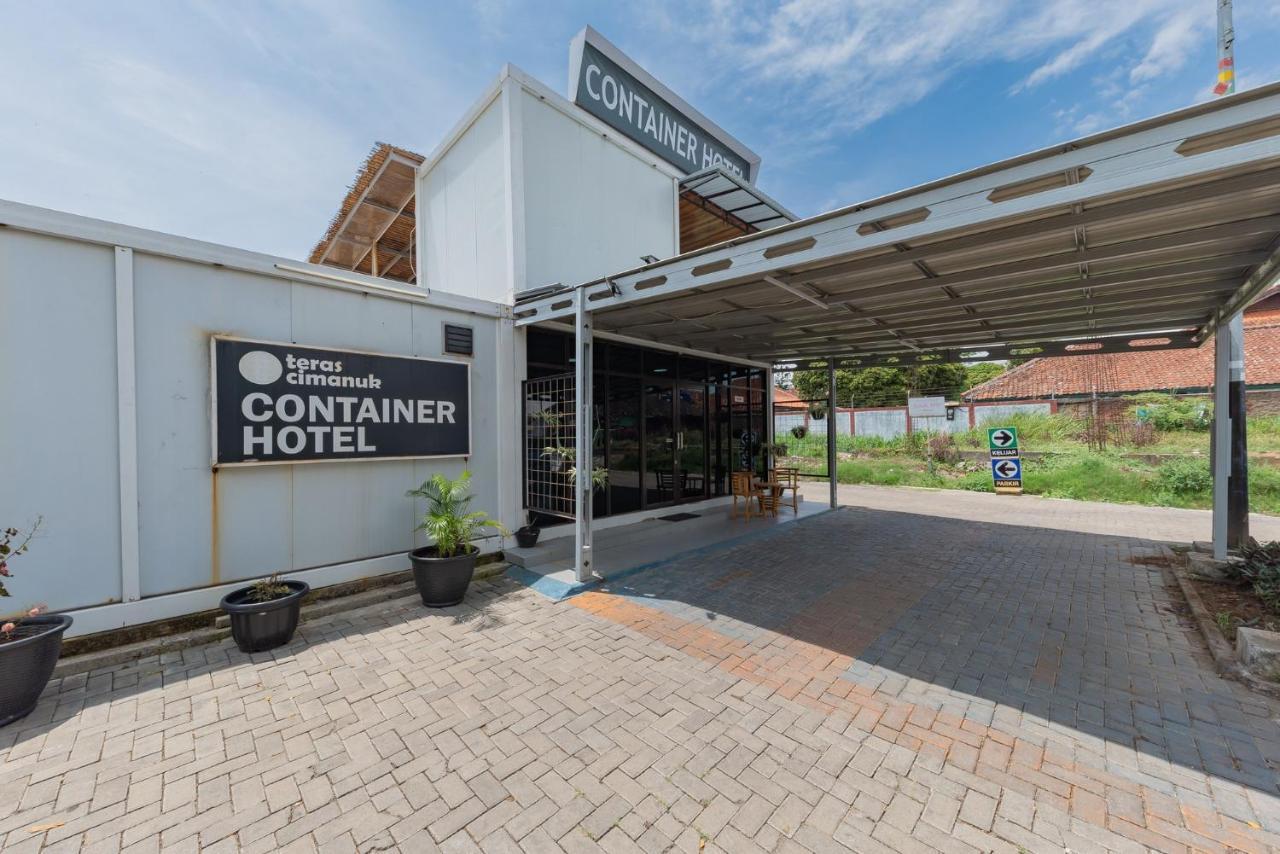 Reddoorz Container @ Teras Cimanuk Garut Otel Dış mekan fotoğraf